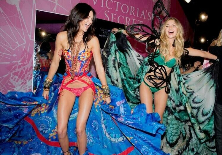 kendall-jenner gallery photo #3157