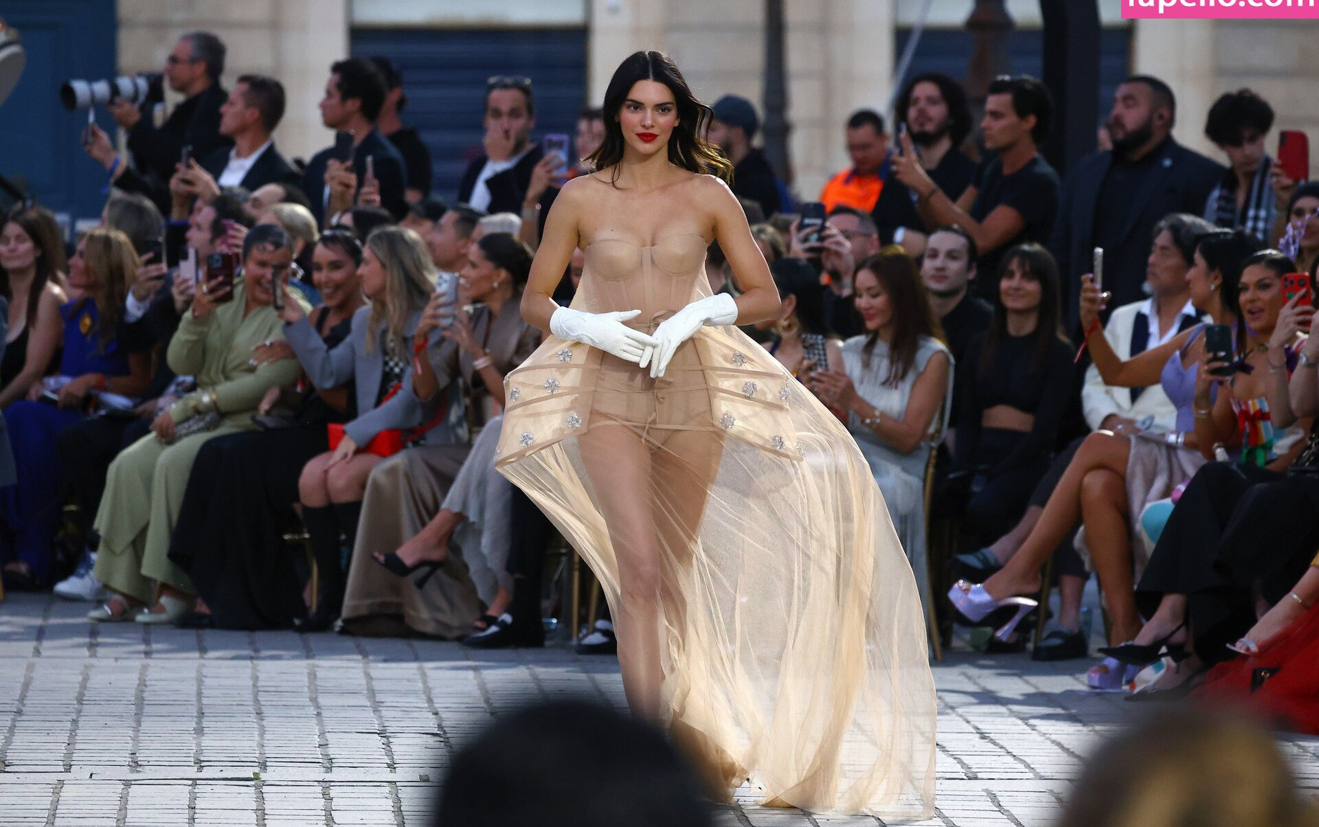 kendall-jenner gallery photo #887