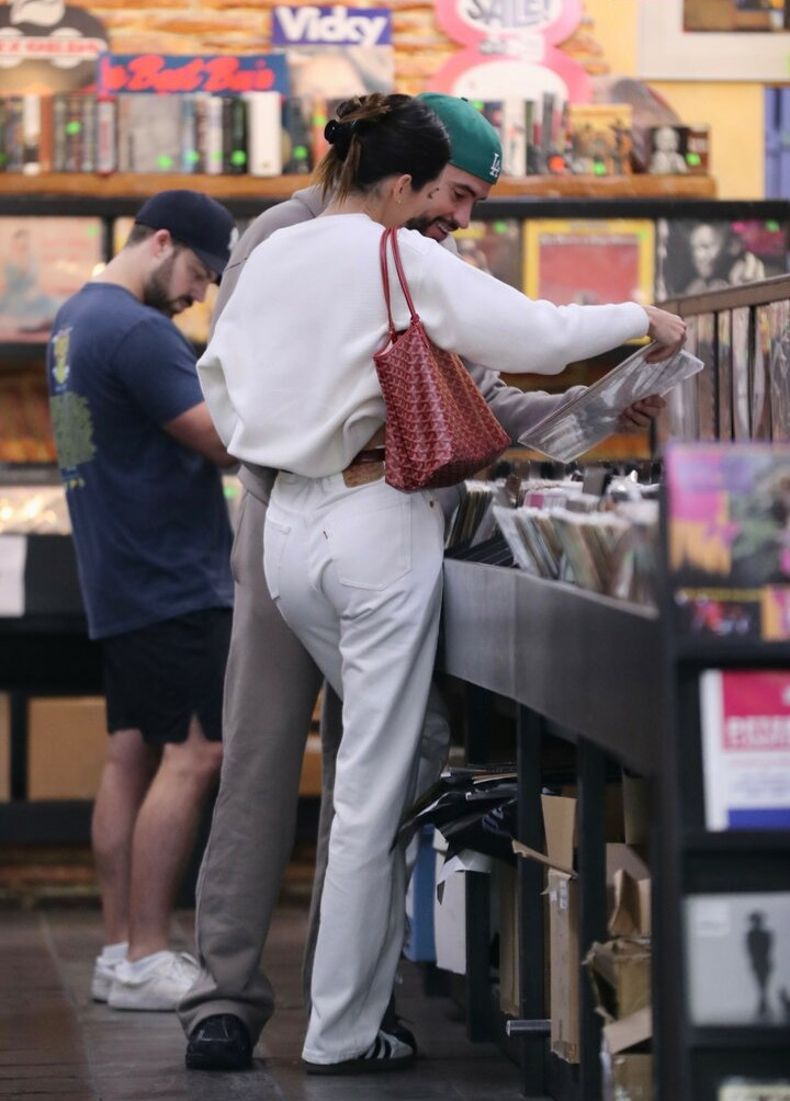 kendall-jenner gallery photo #938