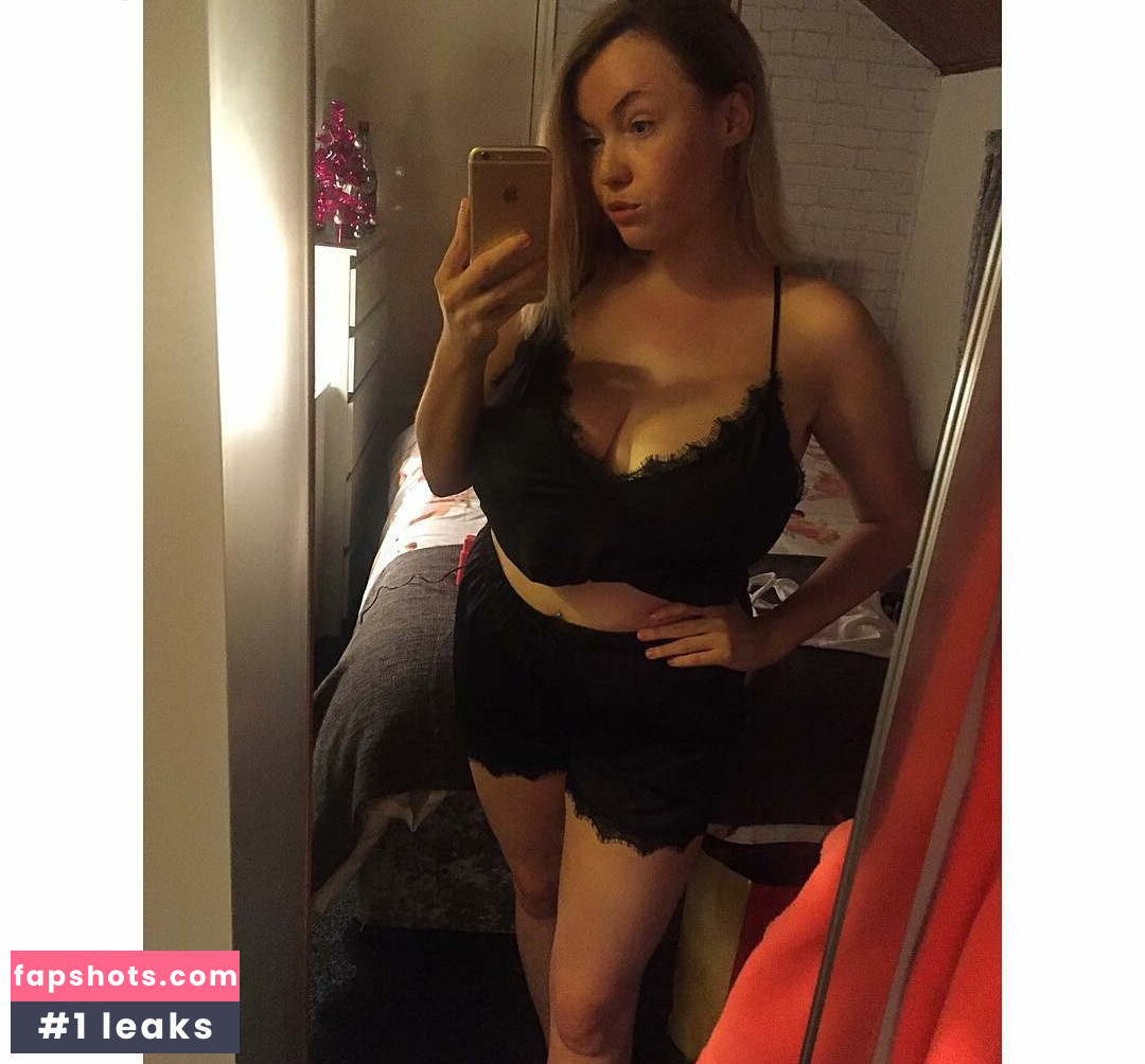 Kendall Rowan gallery photo #18