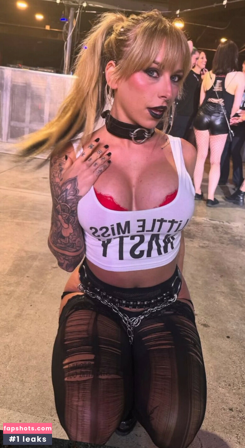 Kendra_hagan gallery photo #7