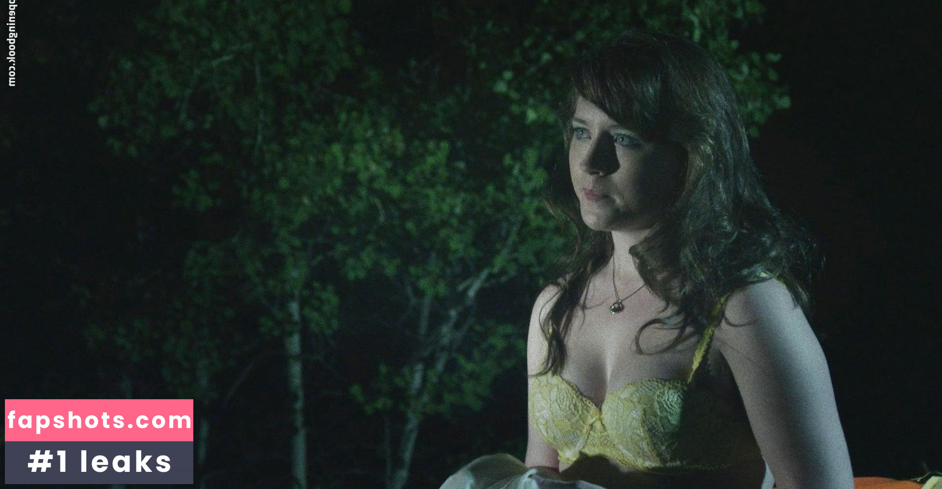 Kendra Leigh Timmins gallery photo #5