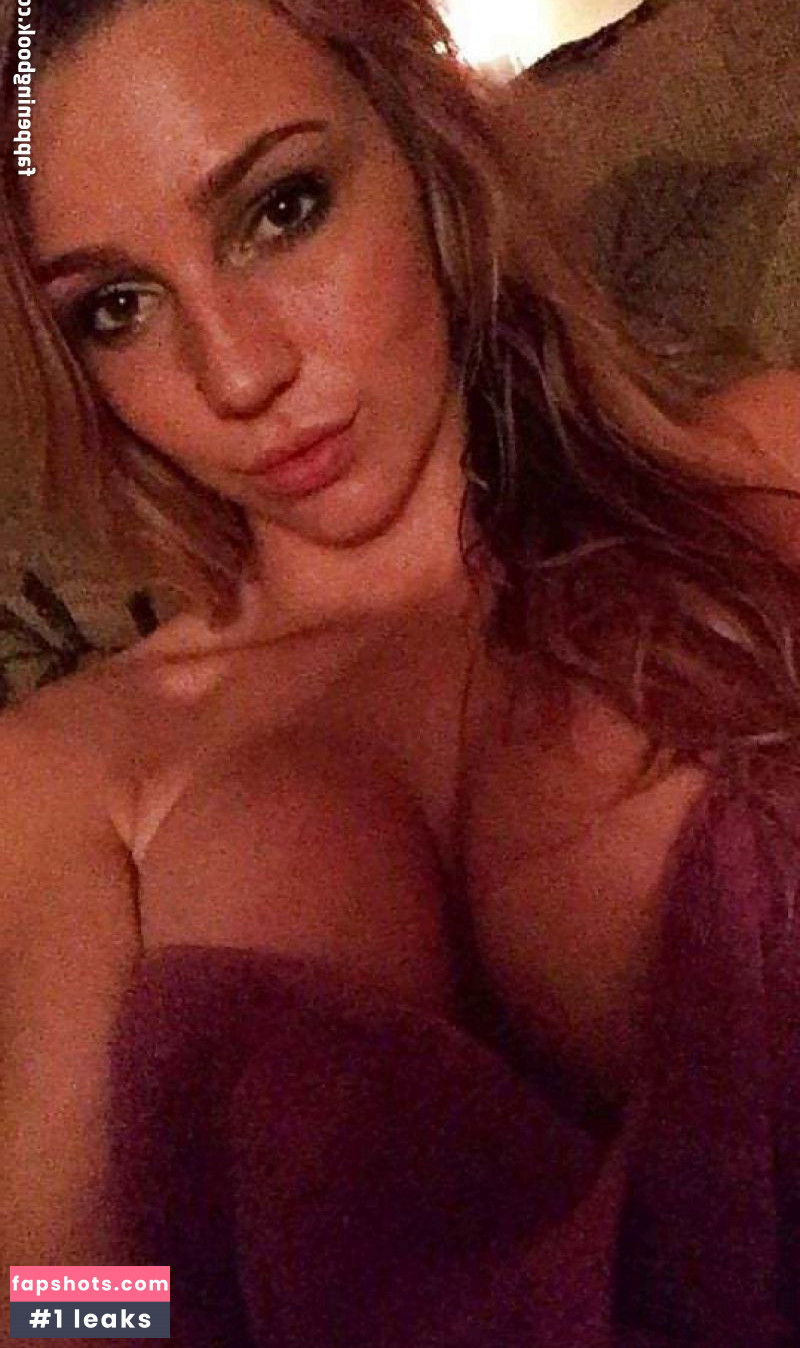 Kendra Sunderland gallery photo #461