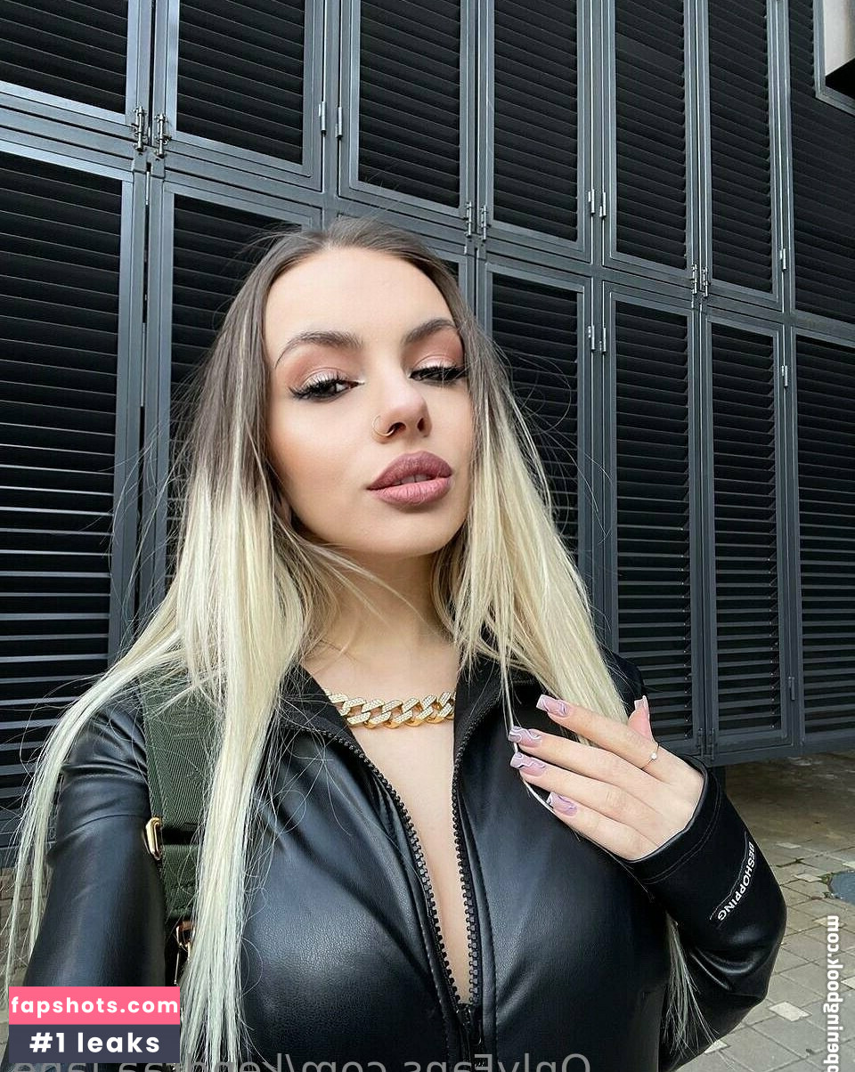 kendraa.lane gallery photo #48