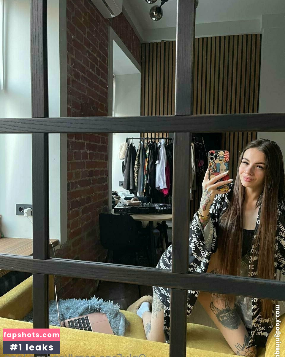 kendraa.lane gallery photo #72