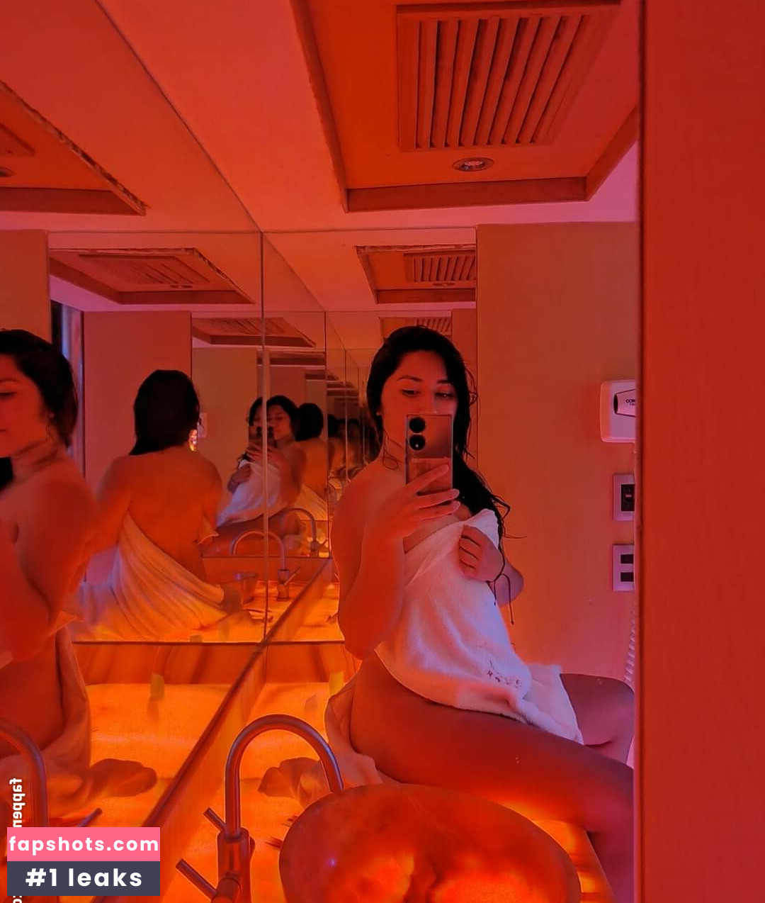 Kenia Cubos Filtración Desnuda OnlyFans Foto #2 - Fapshots