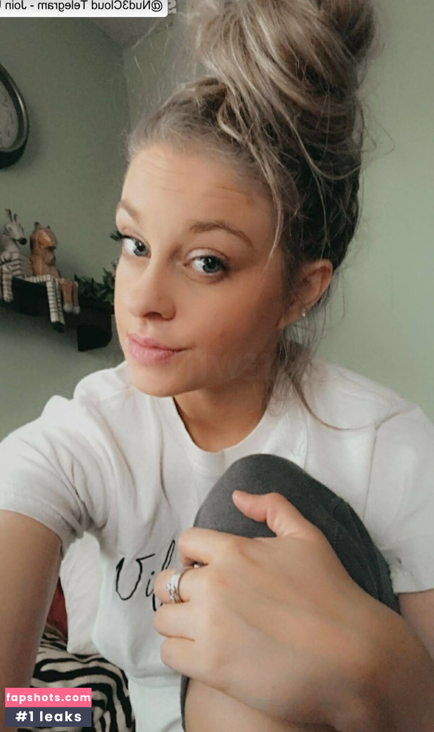 Kenzie Colvard gallery photo #4