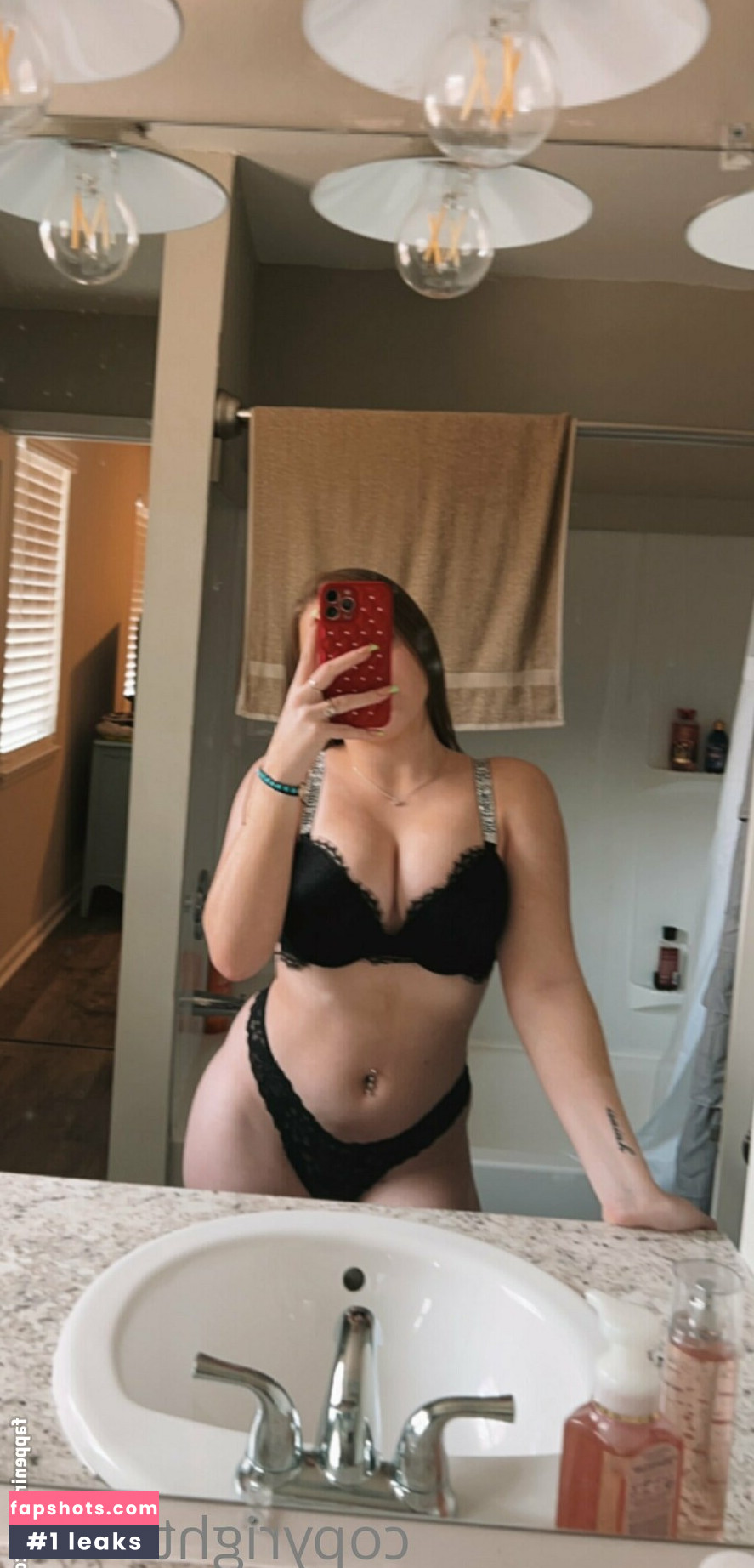 keriii00 Nude Leaks OnlyFans Photos #14 - LeakJerk