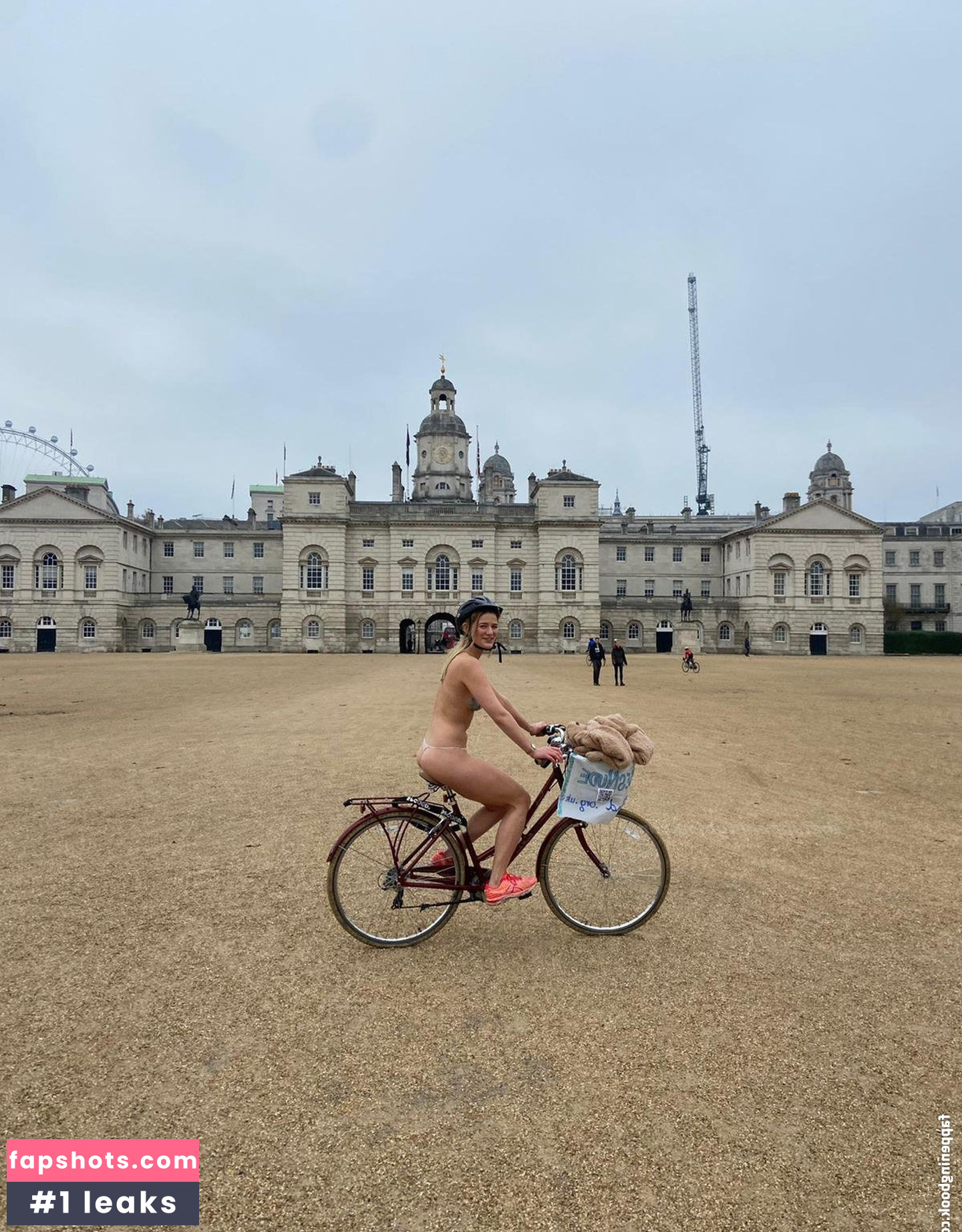 Kerri Barnes gallery photo #5