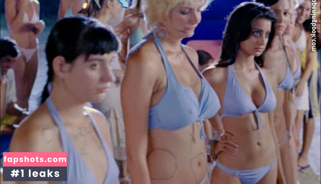 Kerri Kenney gallery photo #12