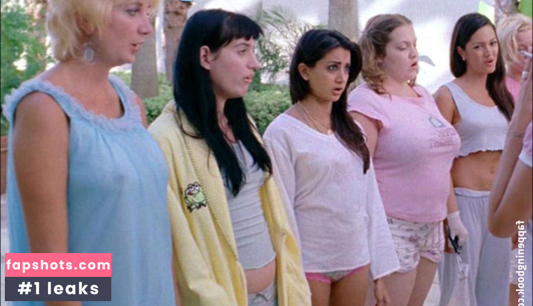 Kerri Kenney gallery photo #14