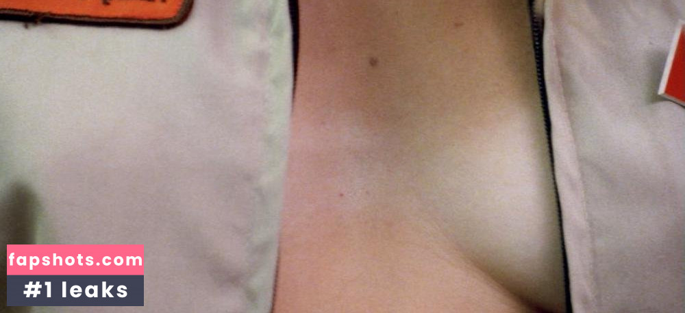 Kerri Randles nude babe gallery