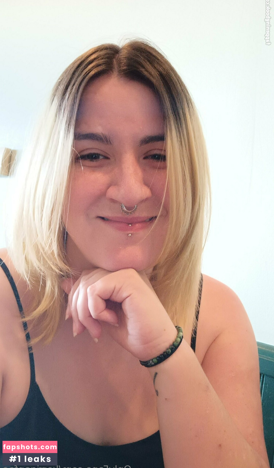 kerriganfae Nude Leaks OnlyFans Photos #5 - LeakJerk