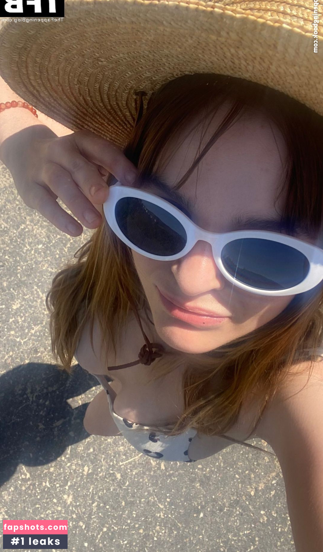 Kerris Dorsey nude babe gallery