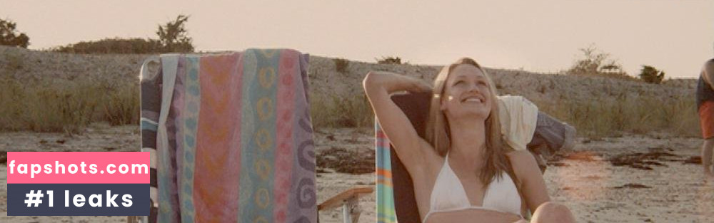 Kerry Bishé gallery photo #15