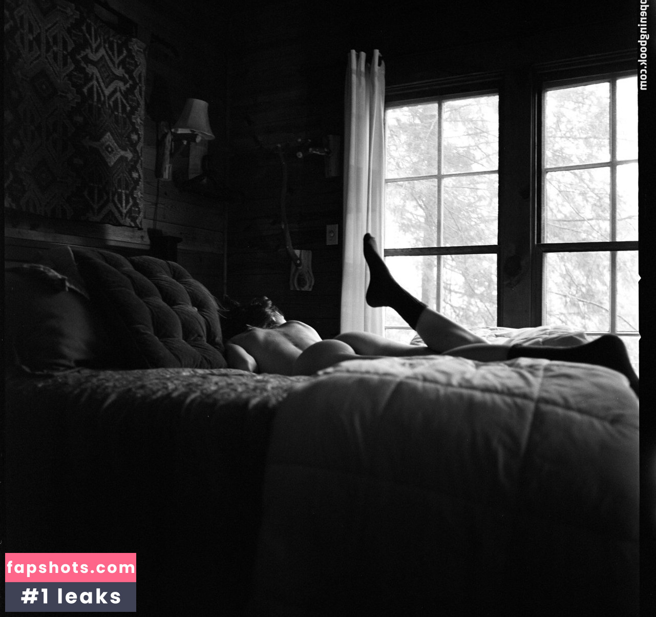 Kerry Bishé gallery photo #22