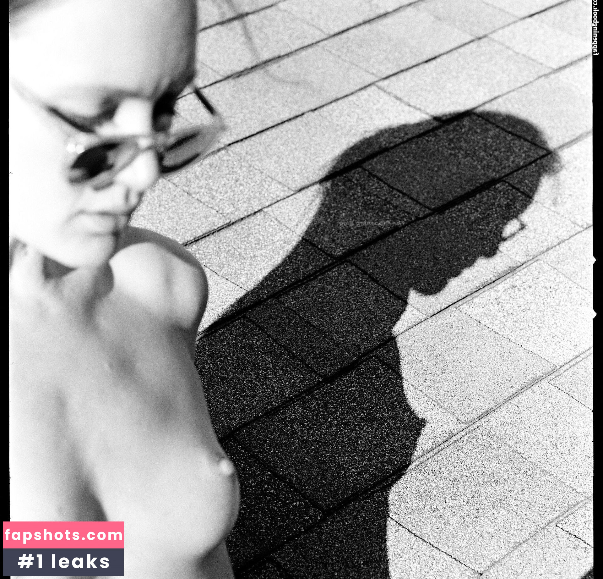 Kerry Bishé gallery photo #10