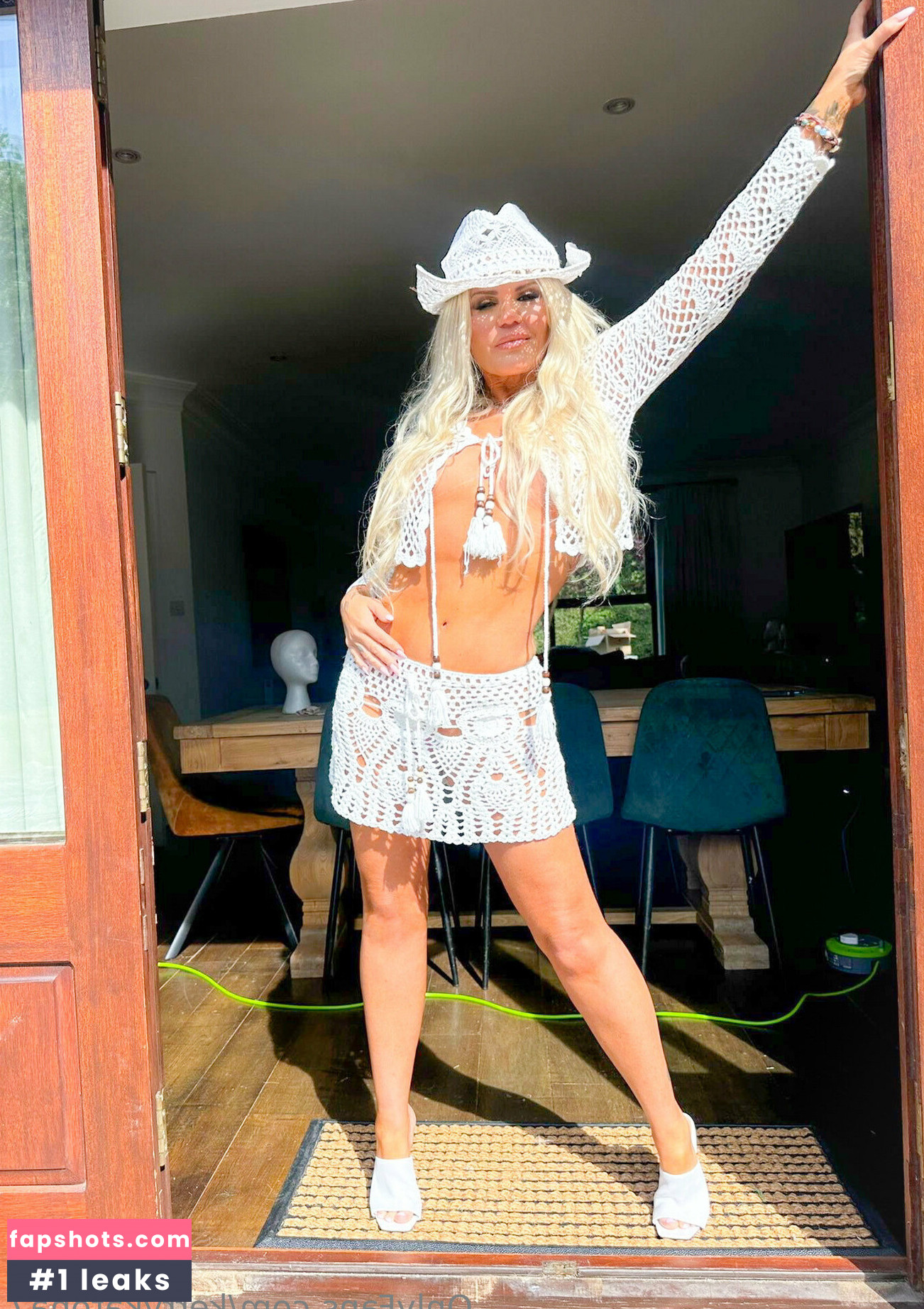 kerrykatona7 Nude Leaks OnlyFans Photos #5 - LeakJerk