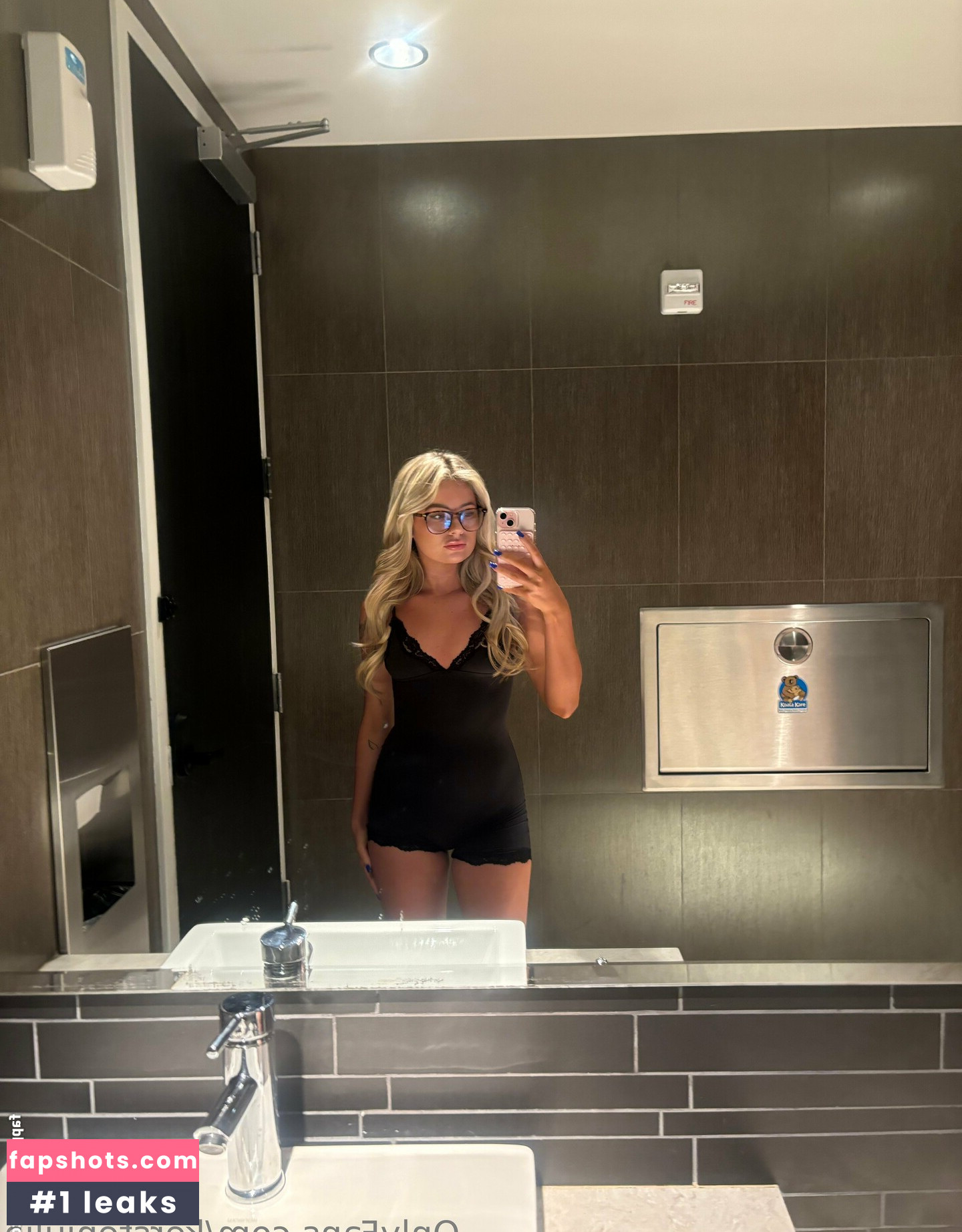 kerstenjulia Nahé úniky fotek pouze od fanoušků #14 - Fapshots