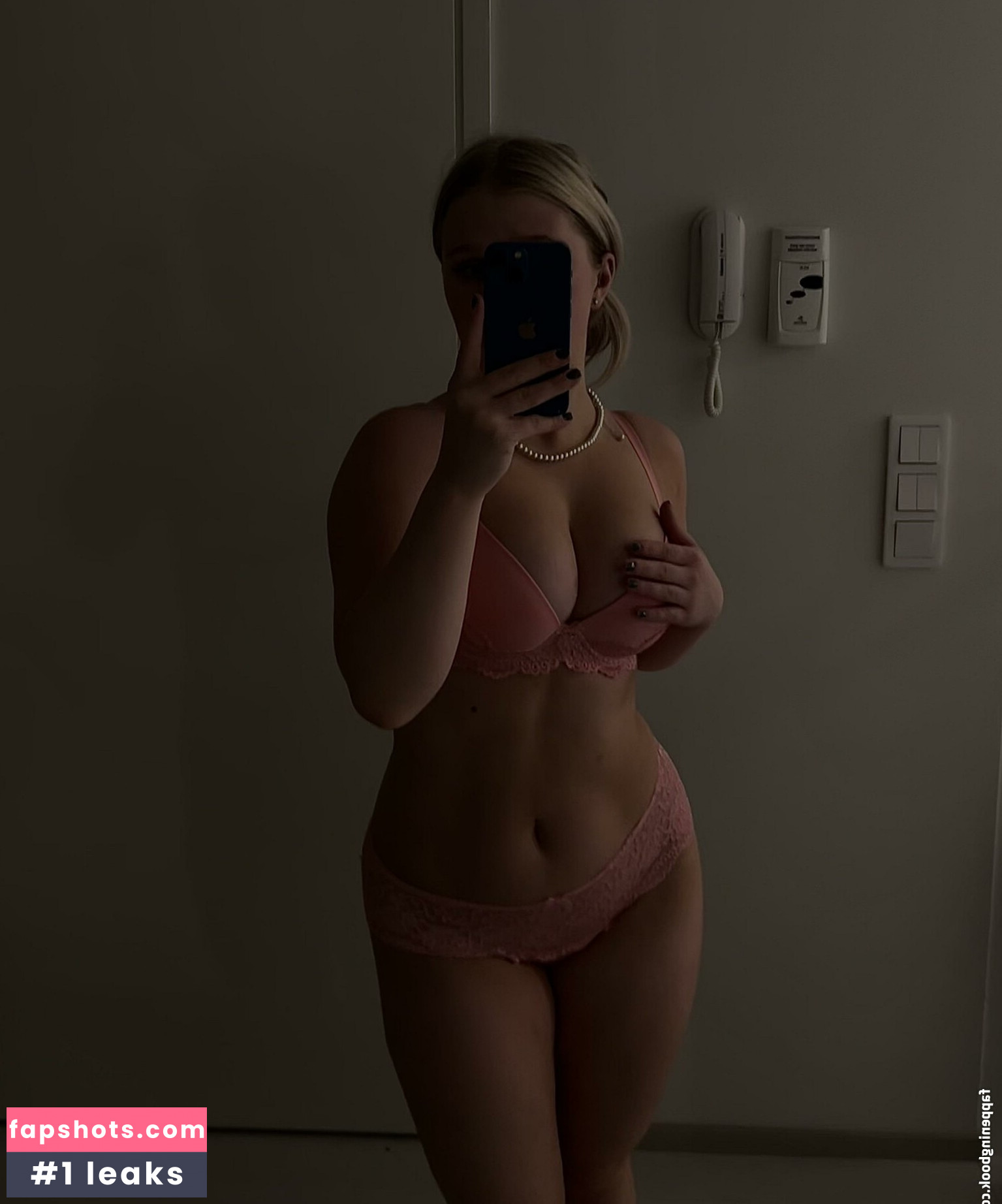 kerttuw Nude Leaks OnlyFans Photos #3 - LeakJerk