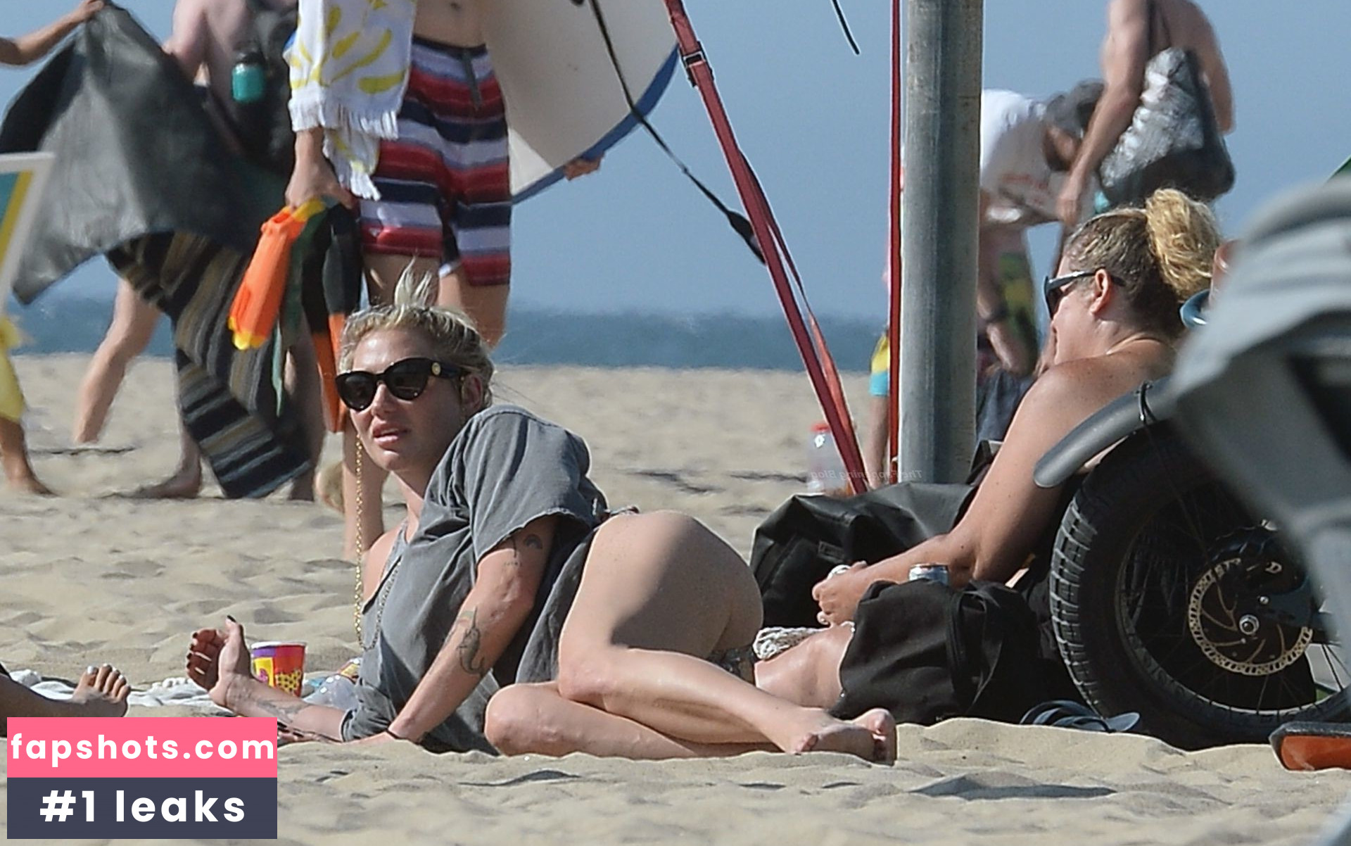 Kesha Nude Leaks OnlyFans Photos #174 - LeakJerk