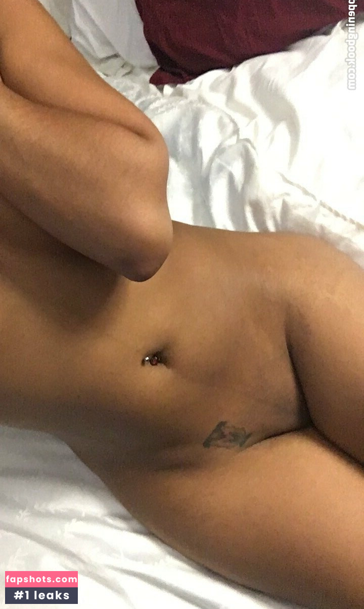 KeshaniAlizahh gallery photo #4