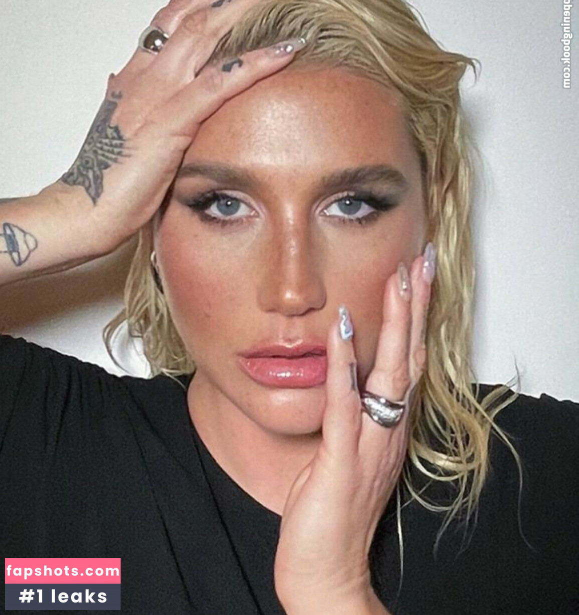 KeshaRose gallery photo #105