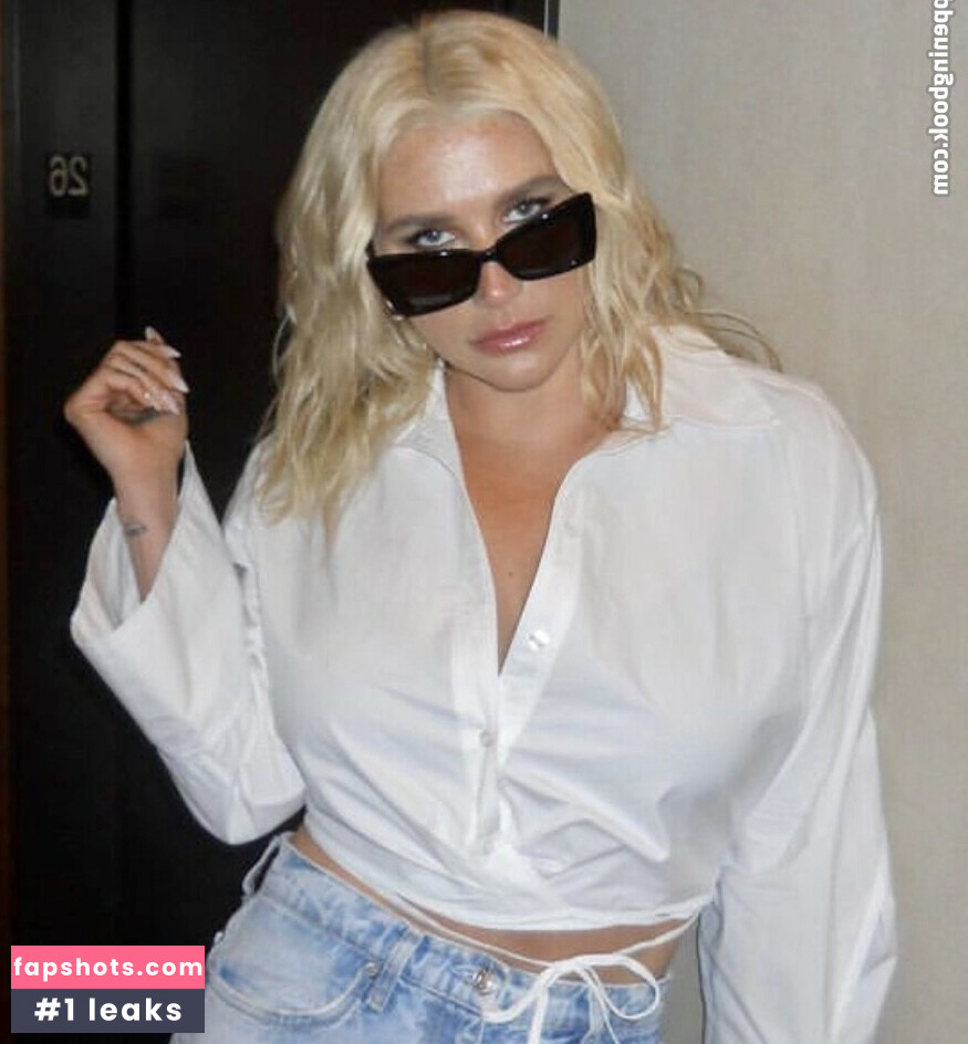 KeshaRose gallery photo #107