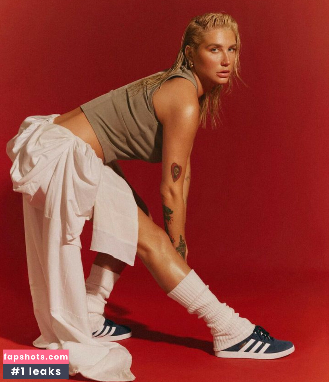 KeshaRose gallery photo #119