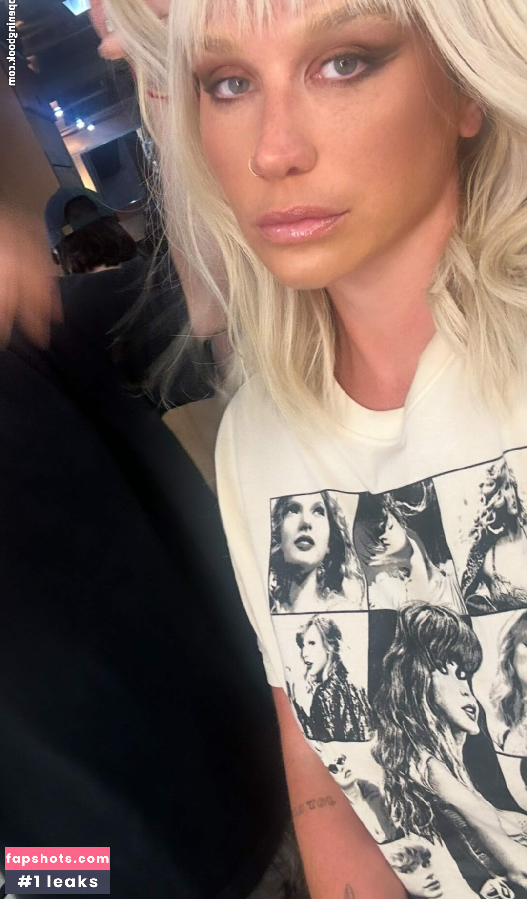 KeshaRose gallery photo #59