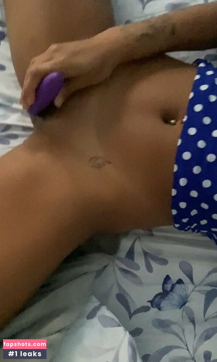 Kesia Lins gallery photo #11