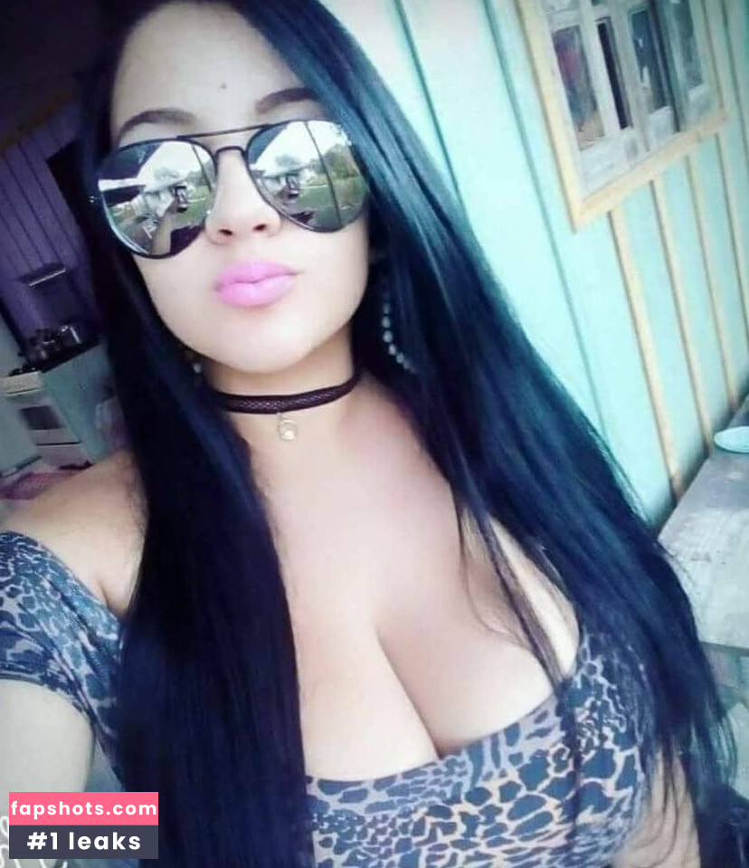 Kethelin Souza nude babe gallery