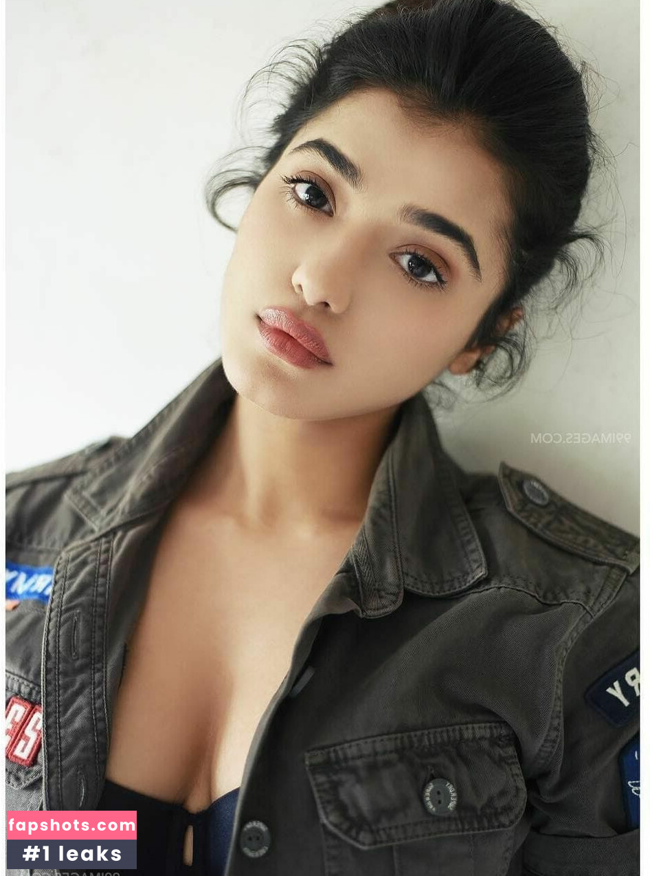 Ketika Sharma gallery photo #25