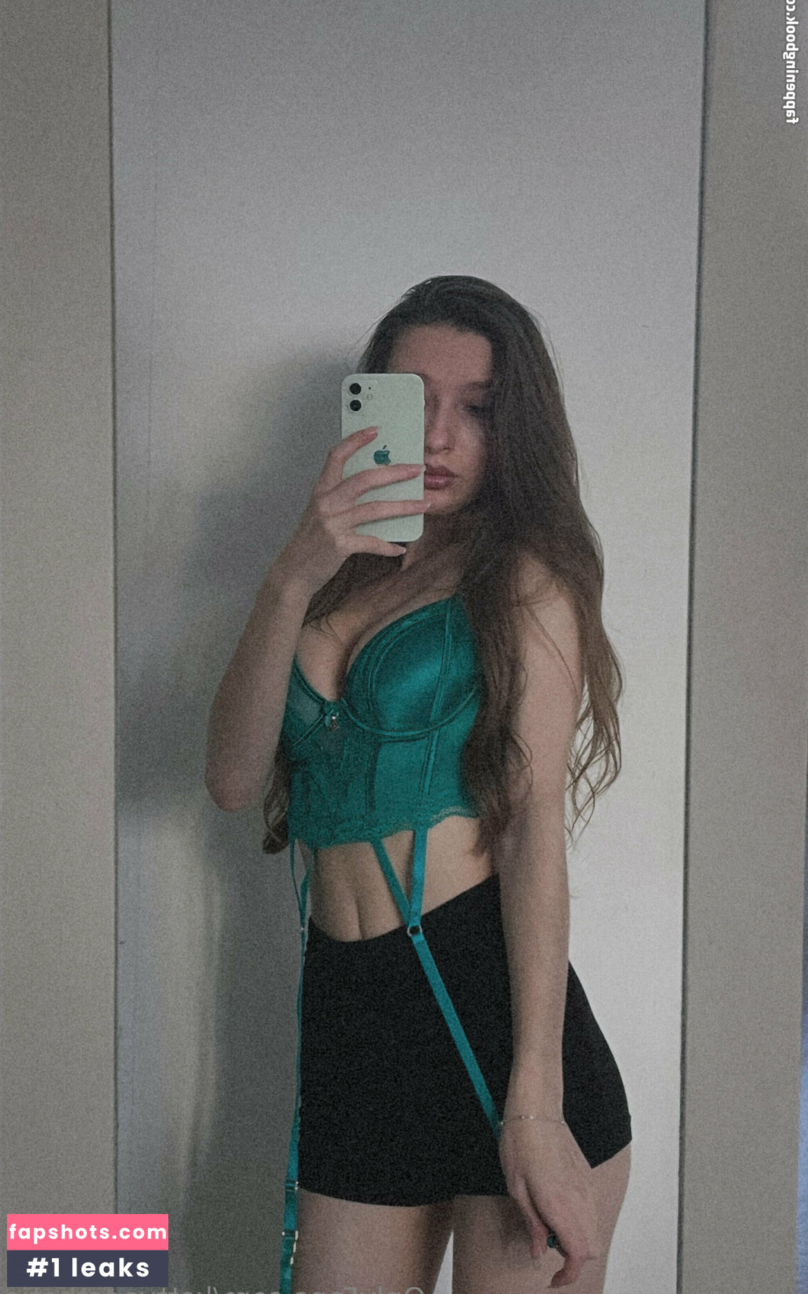 kettyaesthetic gallery photo #6