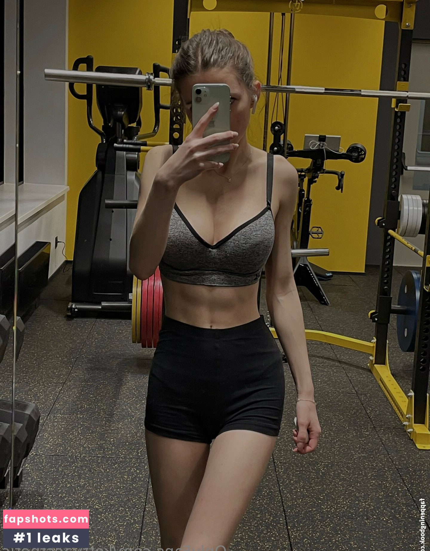 kettyaesthetic gallery photo #9