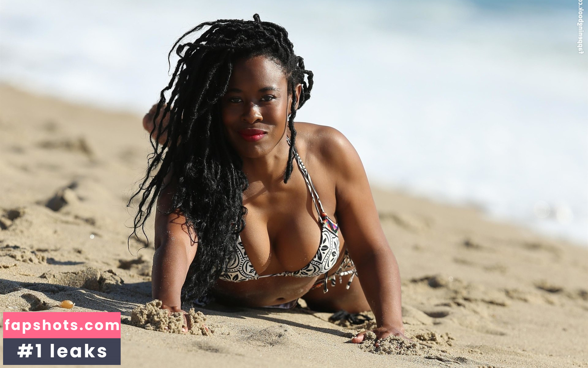 Keyla McNeely gallery photo #7