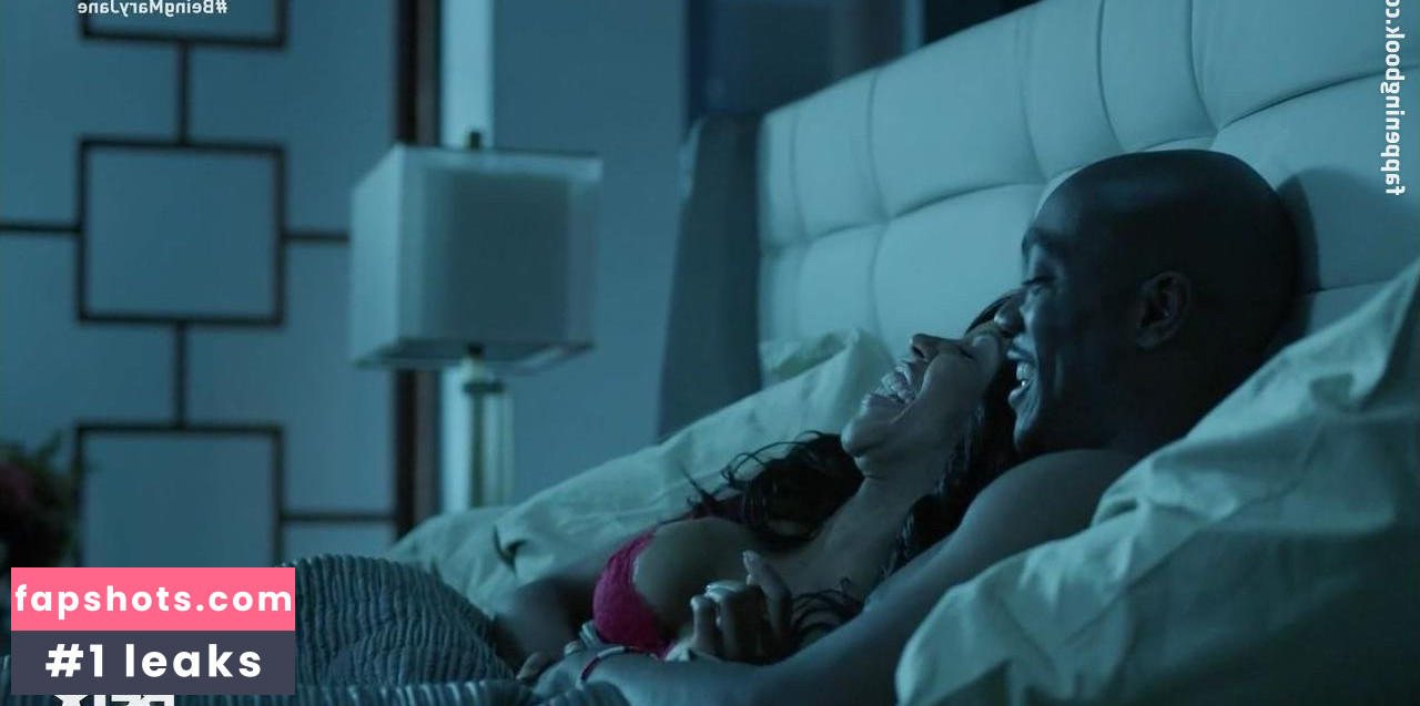 Khaneshia 'KJ' Smith