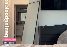 Khloe Kapri gallery photo #11