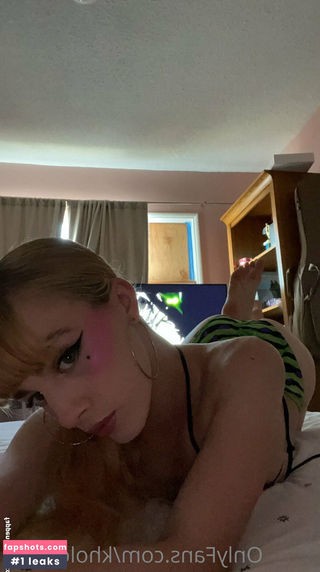 kholexcake Filtración Desnuda OnlyFans Foto #2 - Fapshots