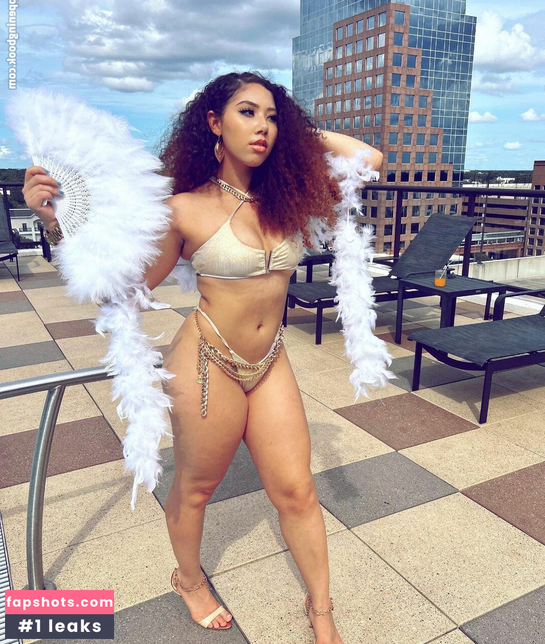 Kiah Dream gallery photo #27