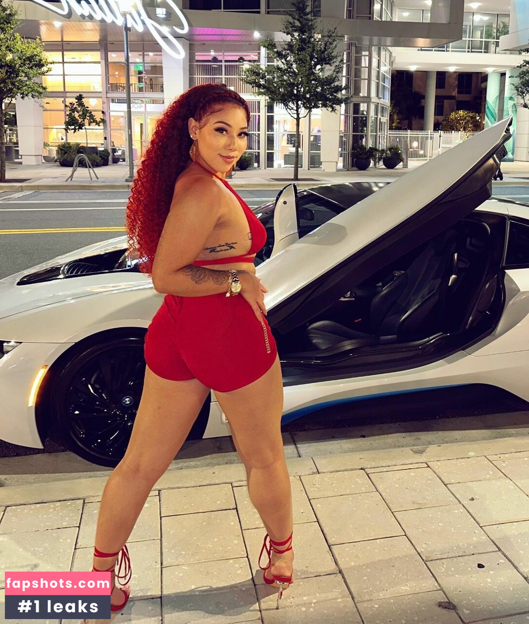 Kiah Dream gallery photo #29