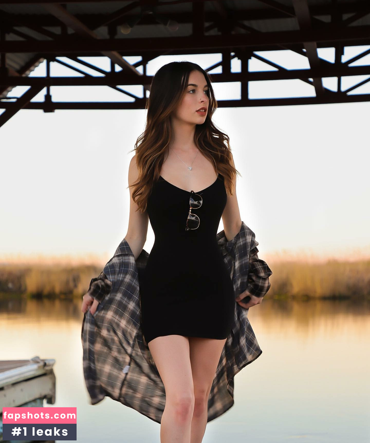 Kiala Renae Kieffer nude babe gallery