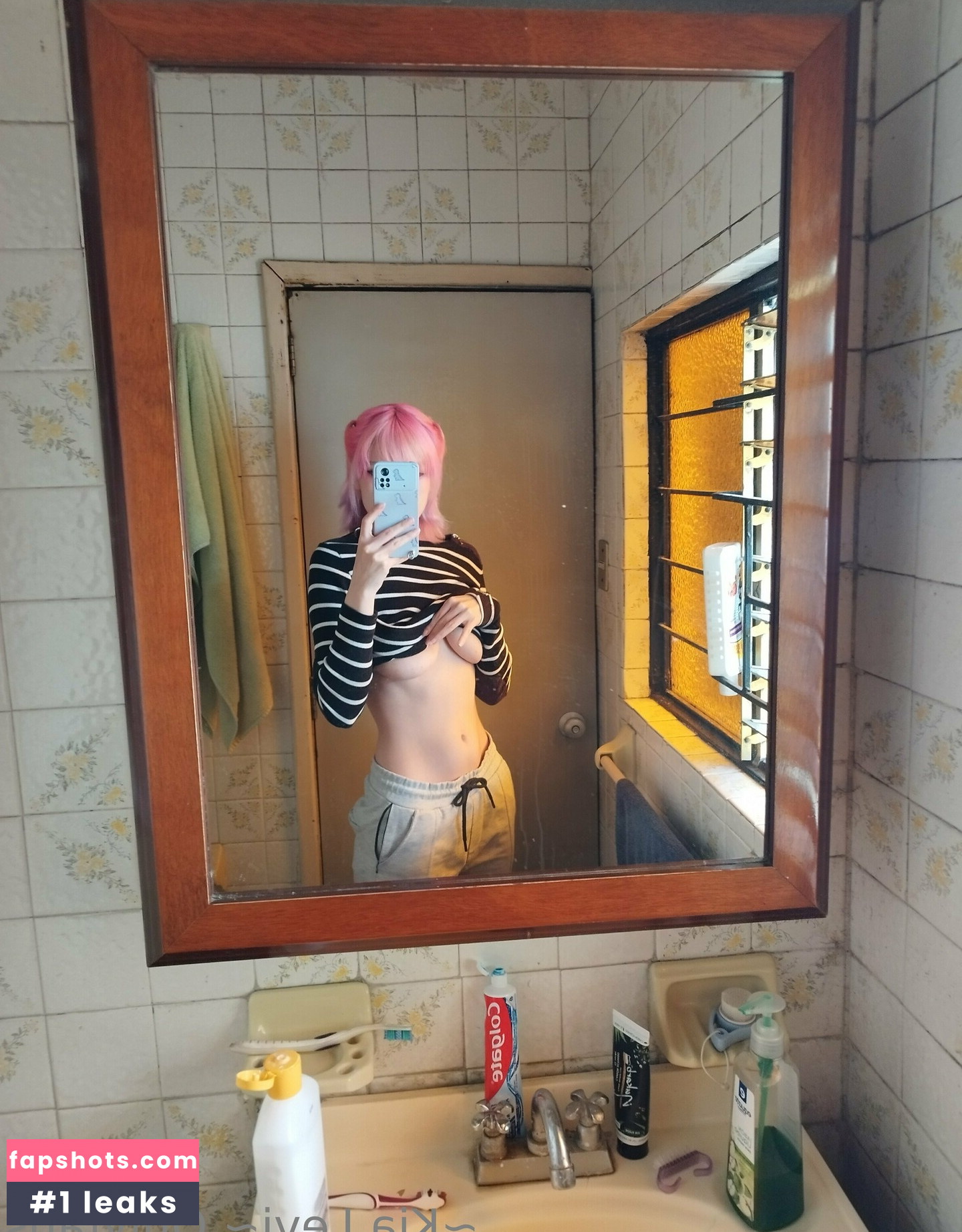 kialevi gallery photo #36