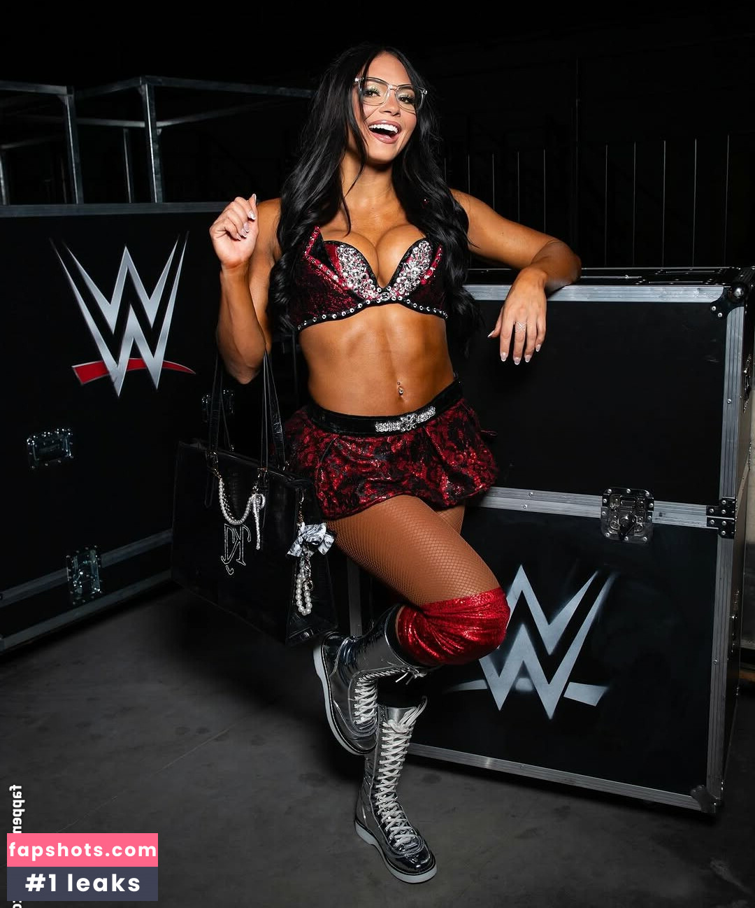 Kiana James Nude Leaks OnlyFans Photos #21 - LeakJerk