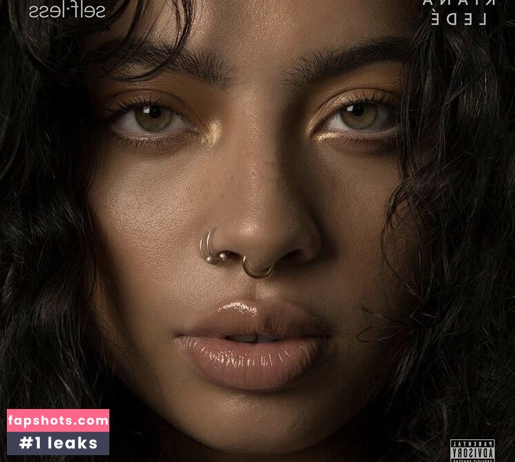 Kiana Ledé gallery photo #37