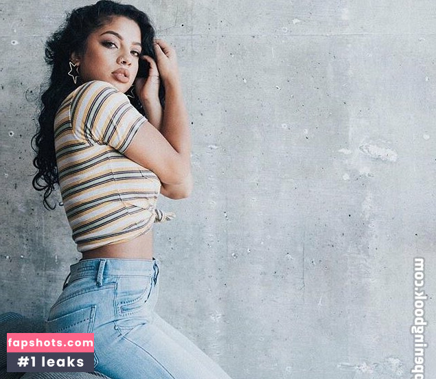 Kiana Ledé gallery photo #42