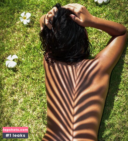 Kiana.pix Nude Leaks OnlyFans - Fapshots