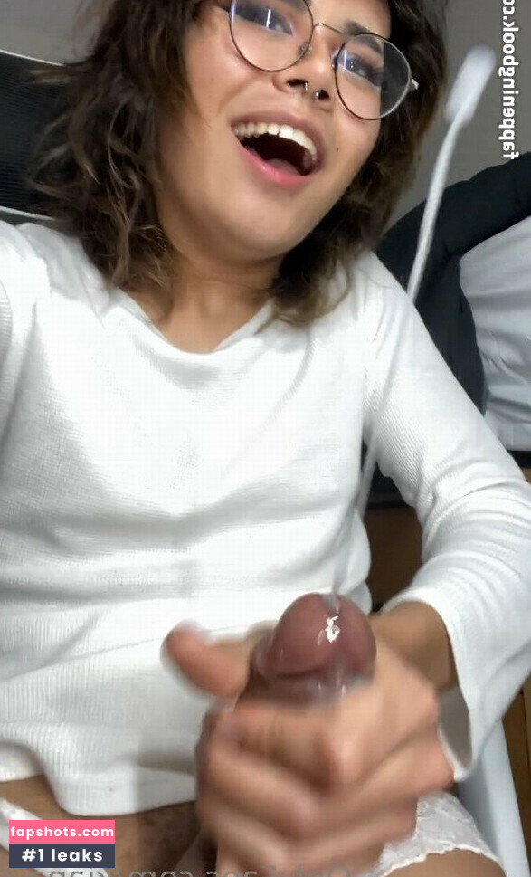 KianaVi gallery photo #137