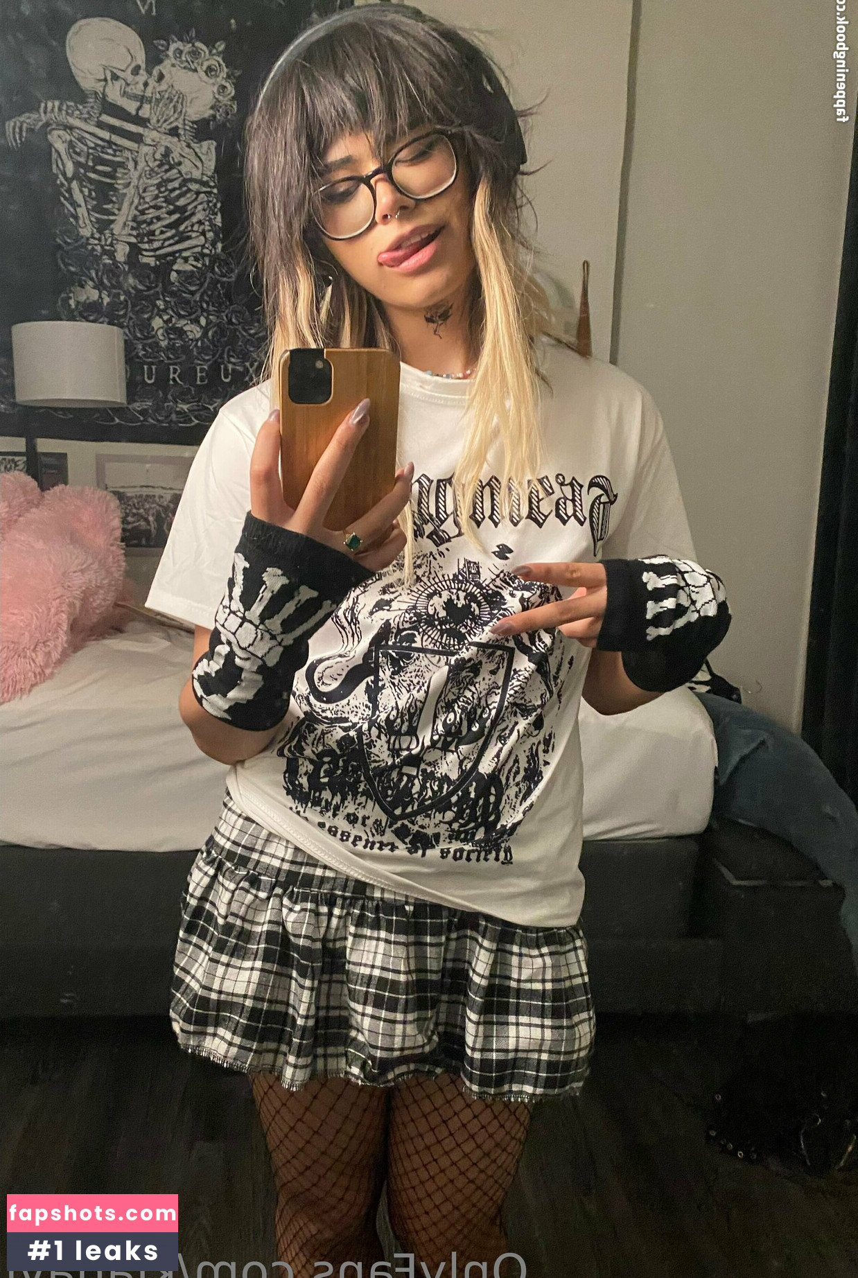 KianaVi gallery photo #195