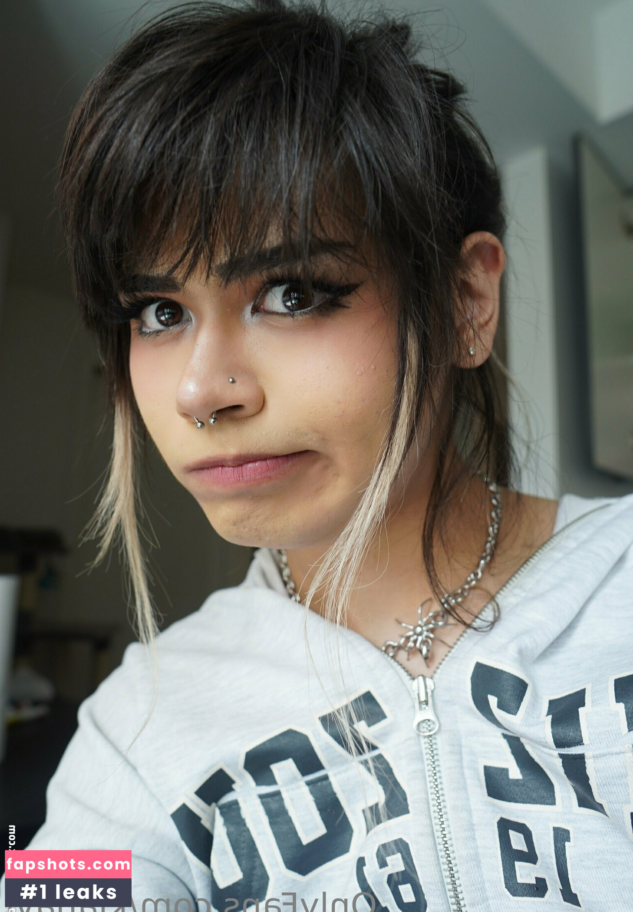 KianaVi gallery photo #197